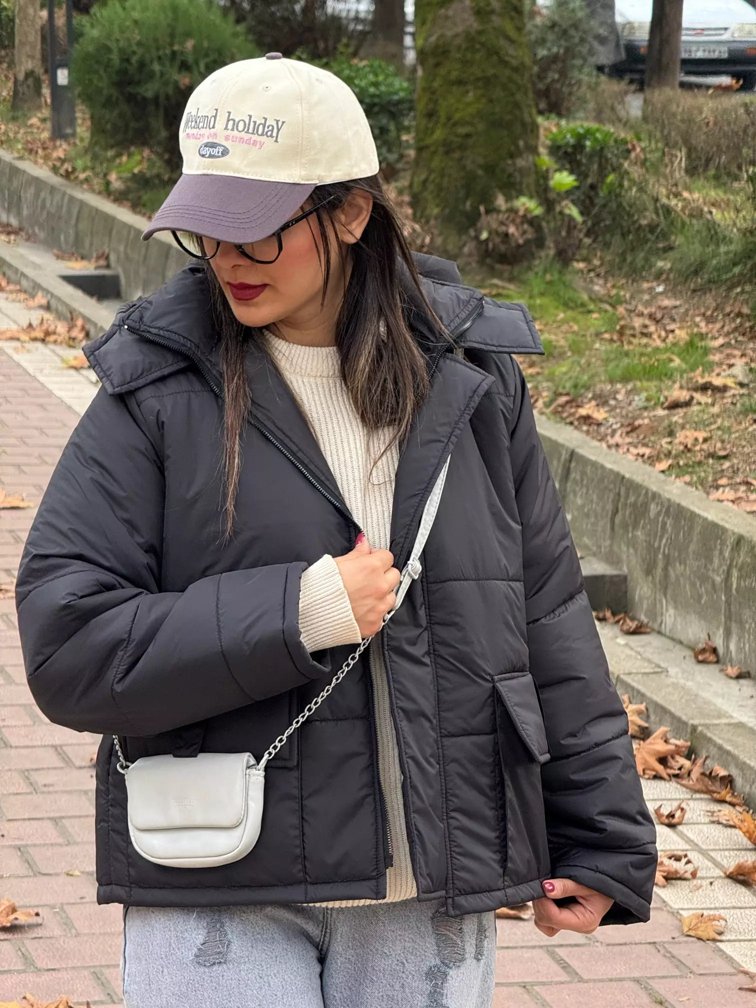 کاپشن کلاهدار کامیلا